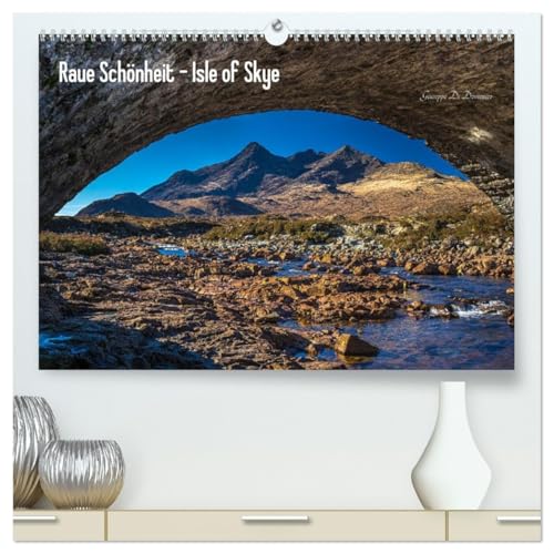 Raue Schönheit - Isle of Skye (hochwertiger Premium Wandkalender 2026 DIN A2 quer), Kunstdruck in Hochglanz: Isle of Skye - von den Bewohnern auch Insel des Nebels genannt (CALVENDO Orte)